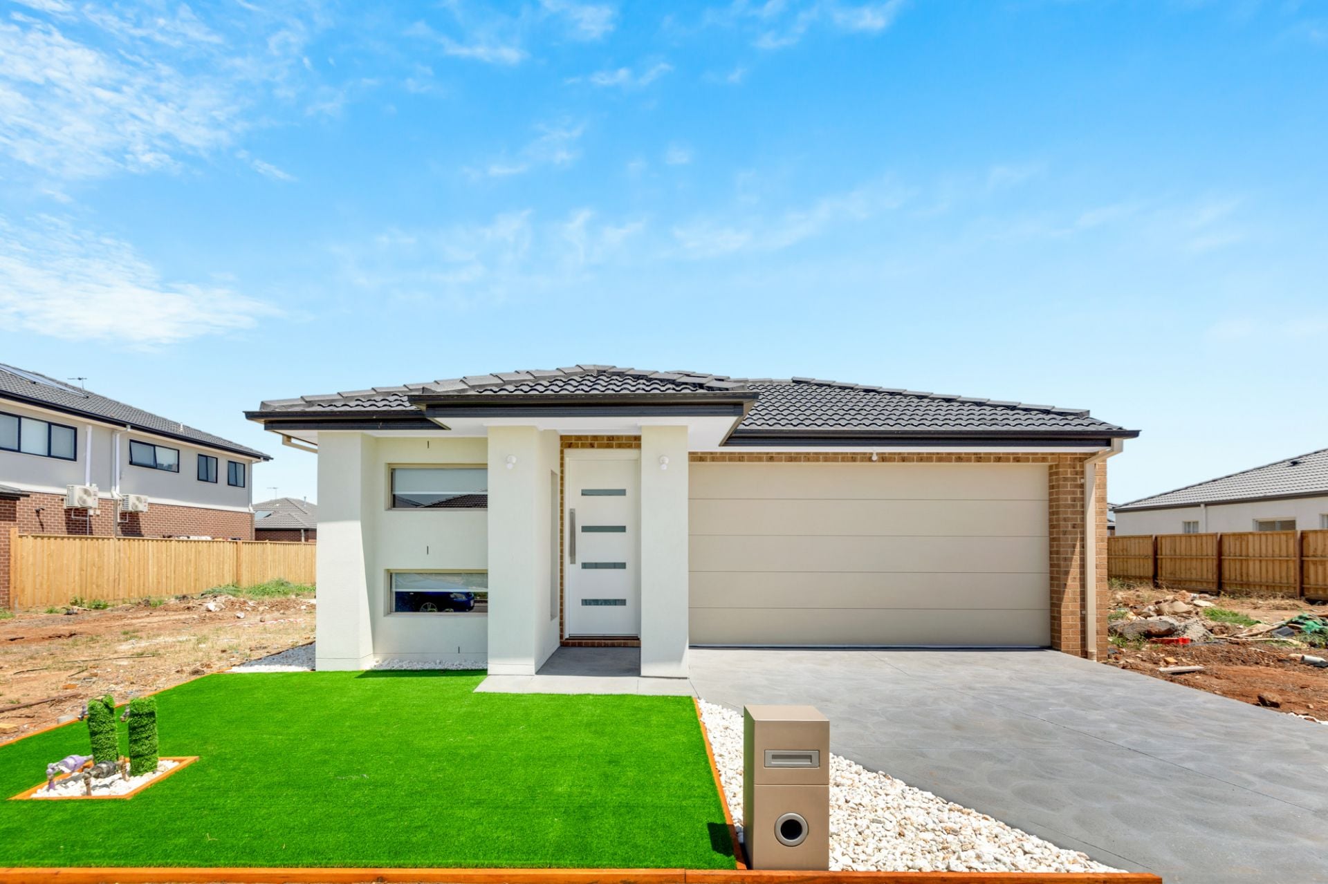 26 Gathering Grove, Tarneit VIC, Tarneit - Thumbnail 2
