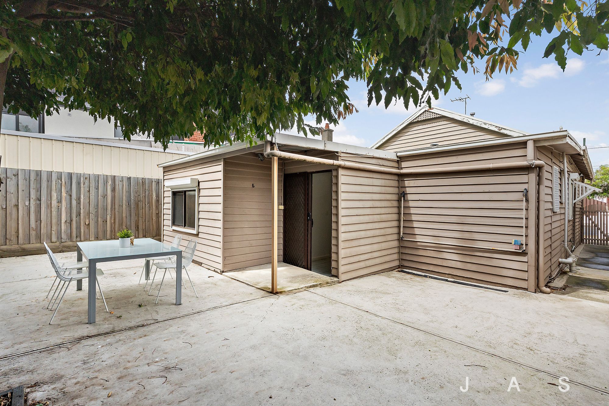 14 Raleigh Street Footscray VIC, Footscray - Image 1