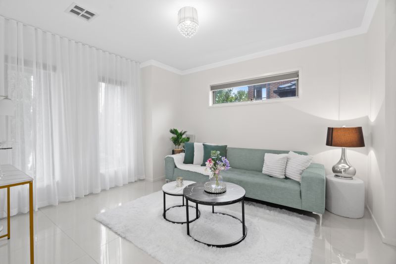 38 Great Brome Avenue, Epping