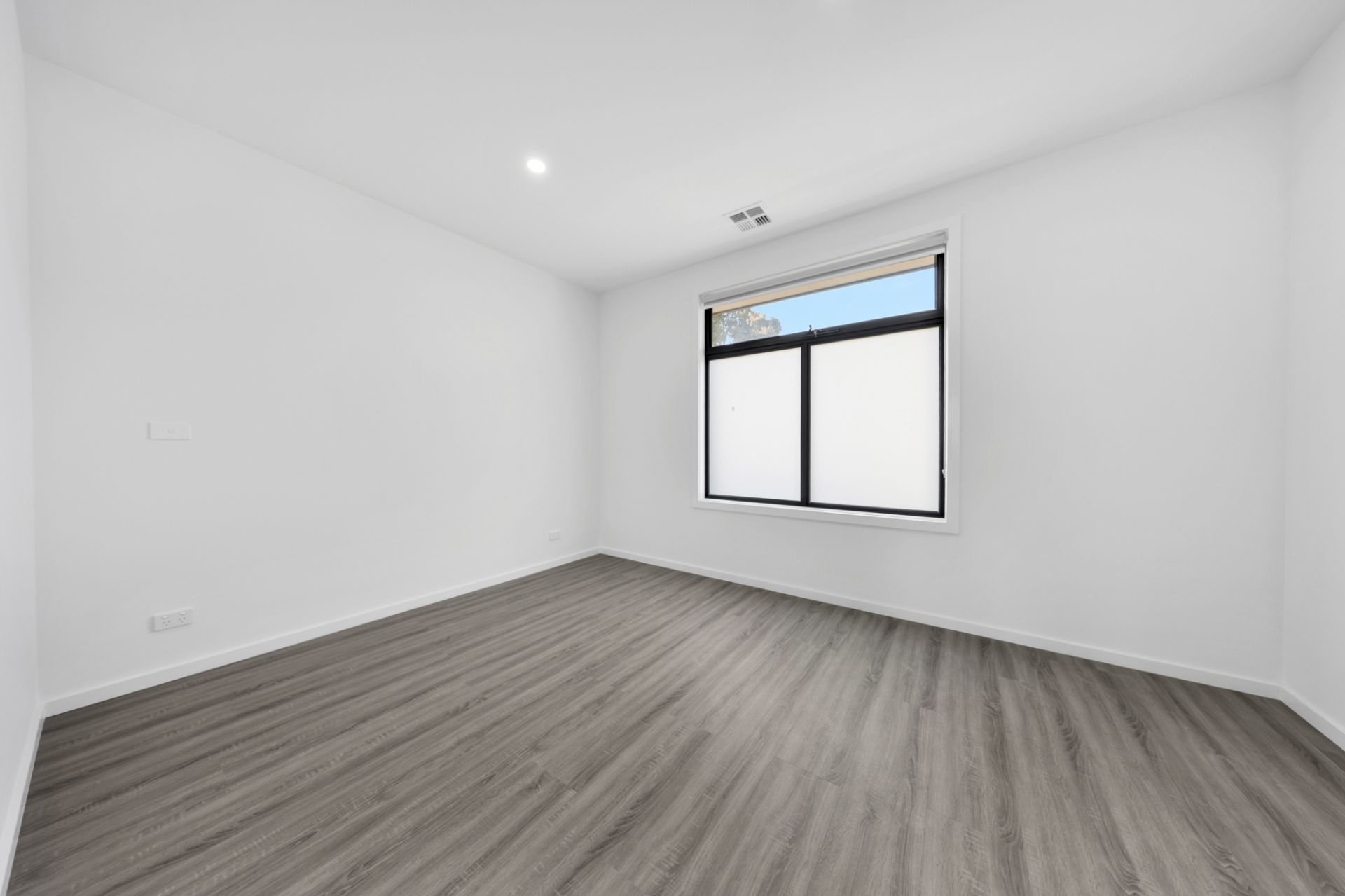 Brand New Living in the Heart of Lalor