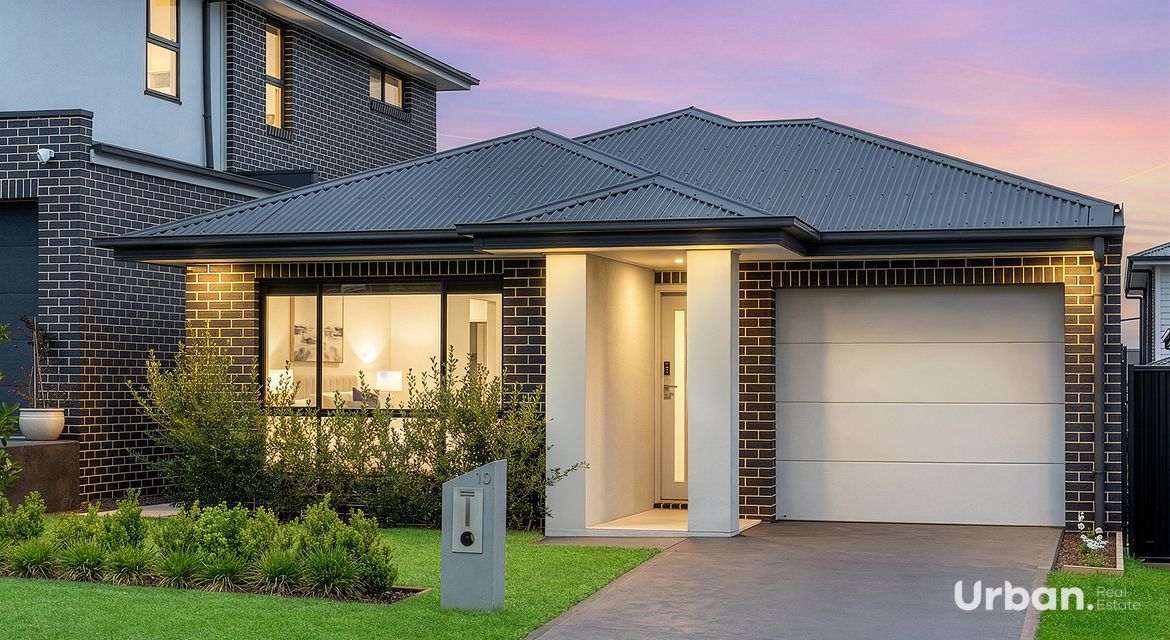 Box Hill 10 Campolina Street