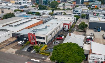 BLUE CHIP OFFICE/SHOWROOM