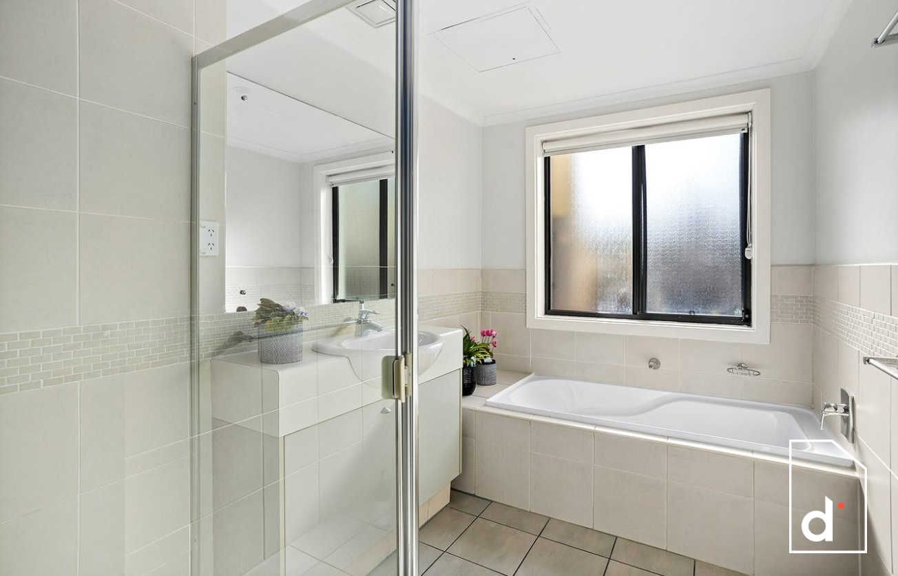 12/2 Forestview Way, Woonona NSW