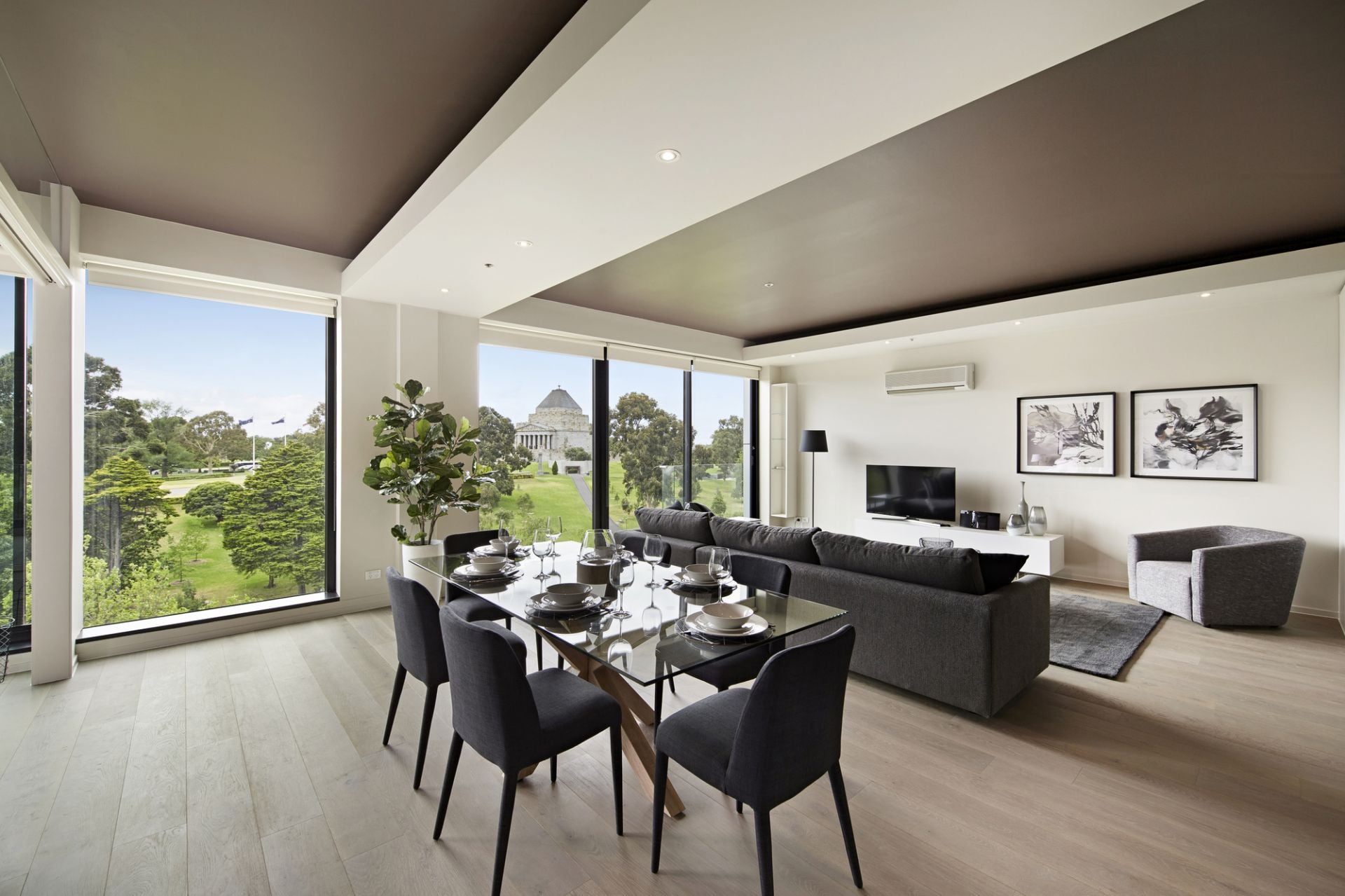 602/320 St Kilda Road, Southbank, Southbank - Thumbnail 3