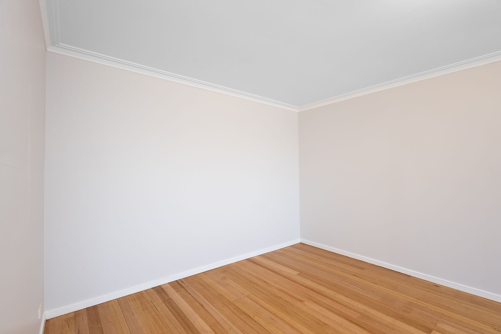 Spacious 4-Bedroom Home with Large Backyard!