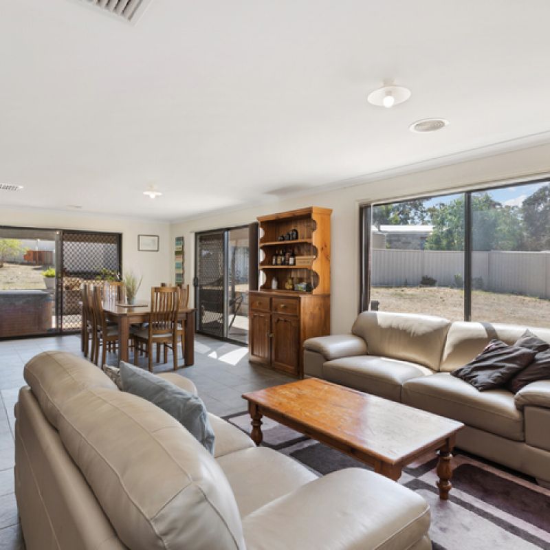 7 Hanover Place Strathfieldsaye VIC, Strathfieldsaye - Thumbnail 2