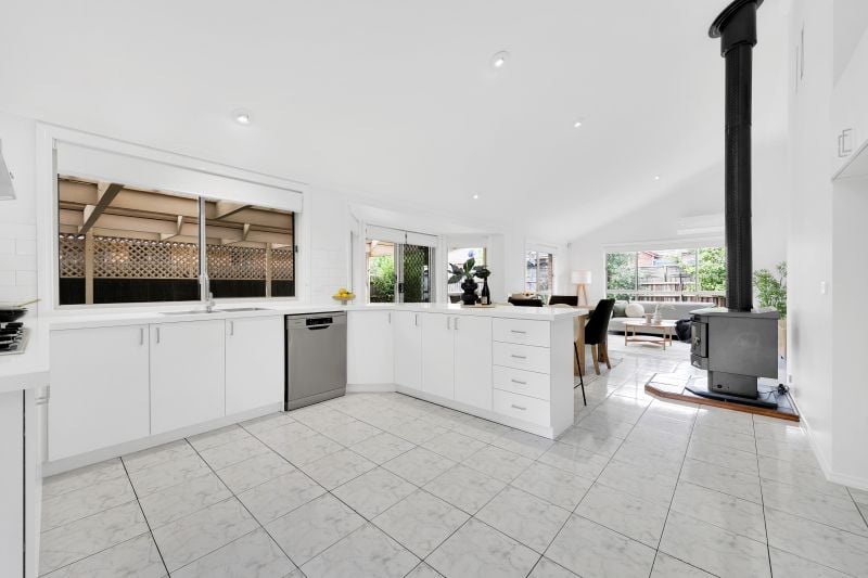 10 Gibbons Drive, Epping