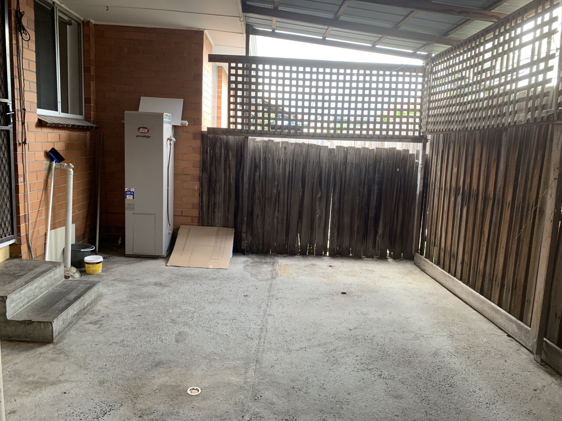 Two Bedroom Unit in Prime Position!