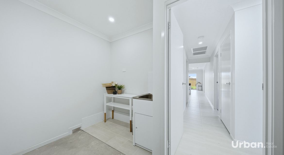 Chisholm 1/3 Aquata Street