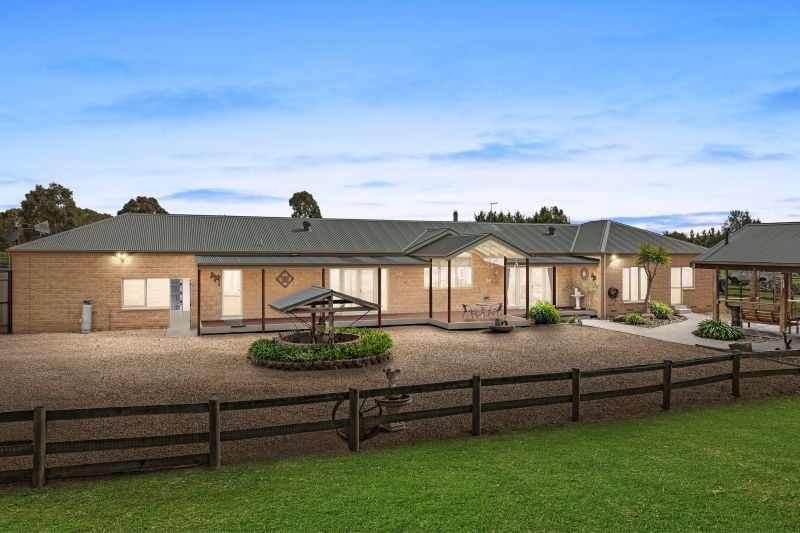 30 Forest Red Gum Drive, Mickleham