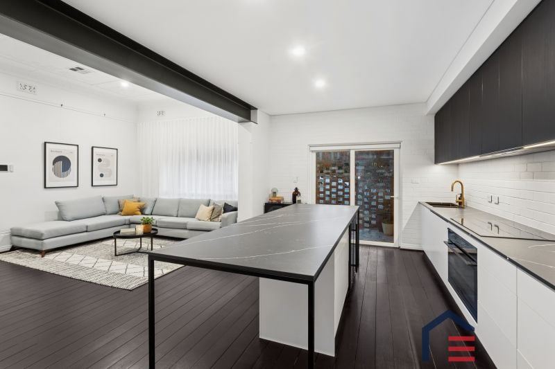 140A Seventh Avenue, Inglewood