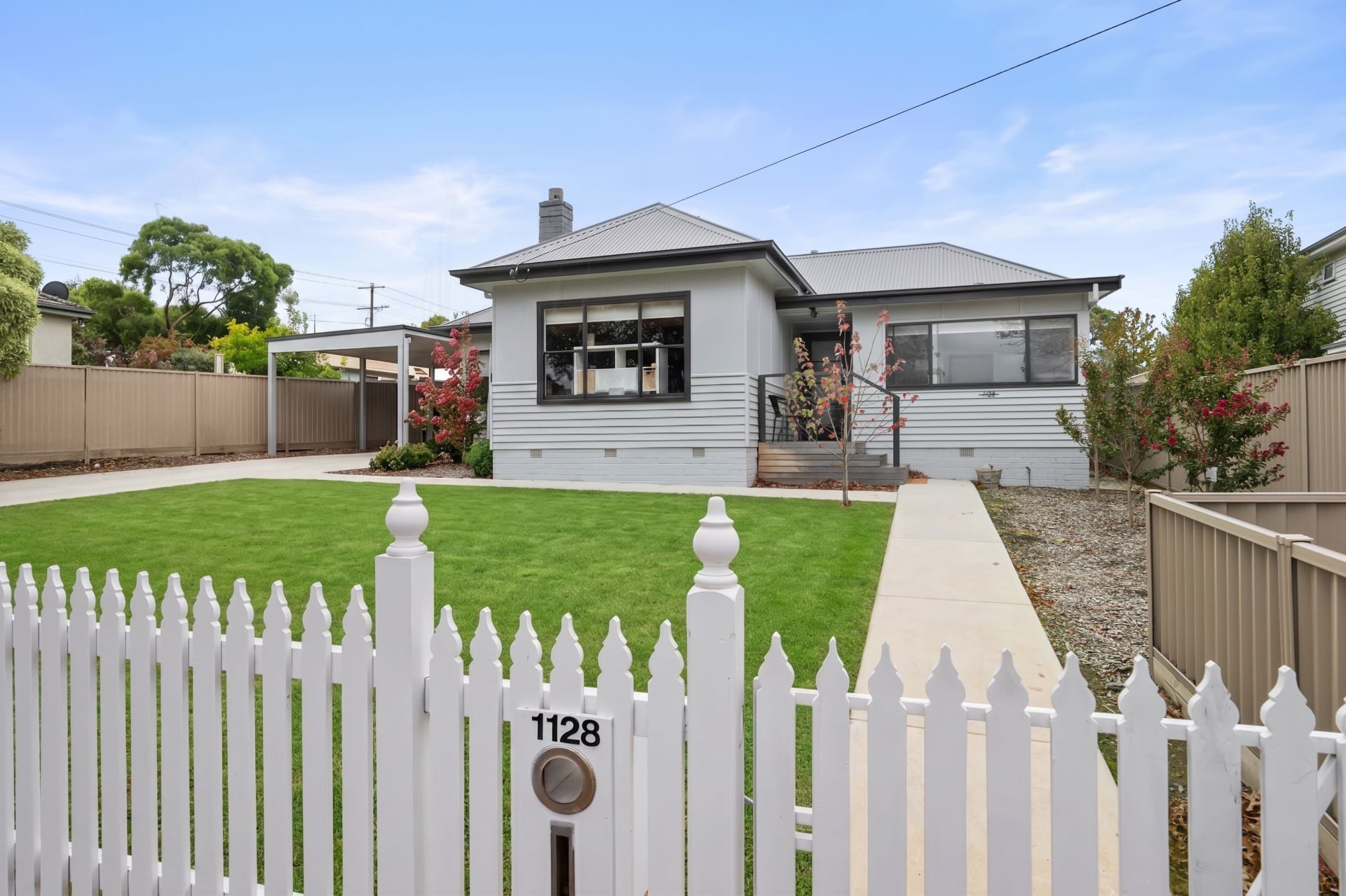 1128 Armstrong Street North, Under Offer, Under Offer - Thumbnail 2