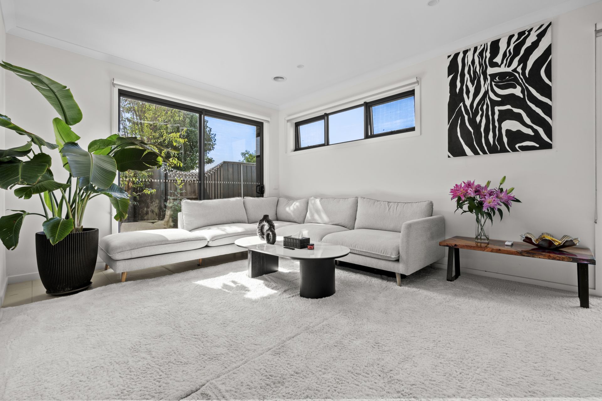 Modern Townhouse Offering Lifestyle And Location