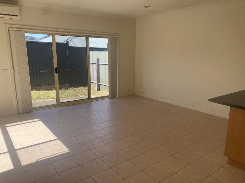70B Rathcown Road, Reservoir