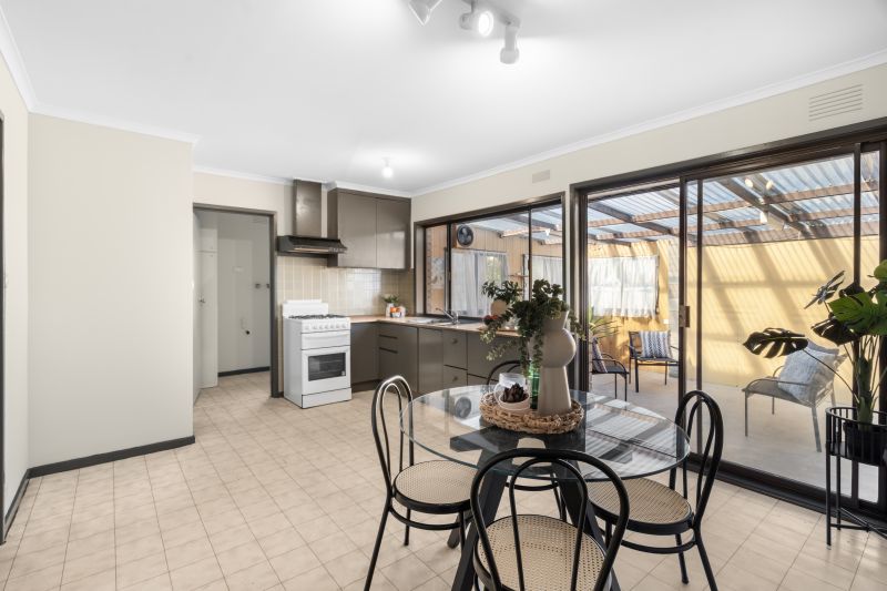 4 Hammond Drive, Epping
