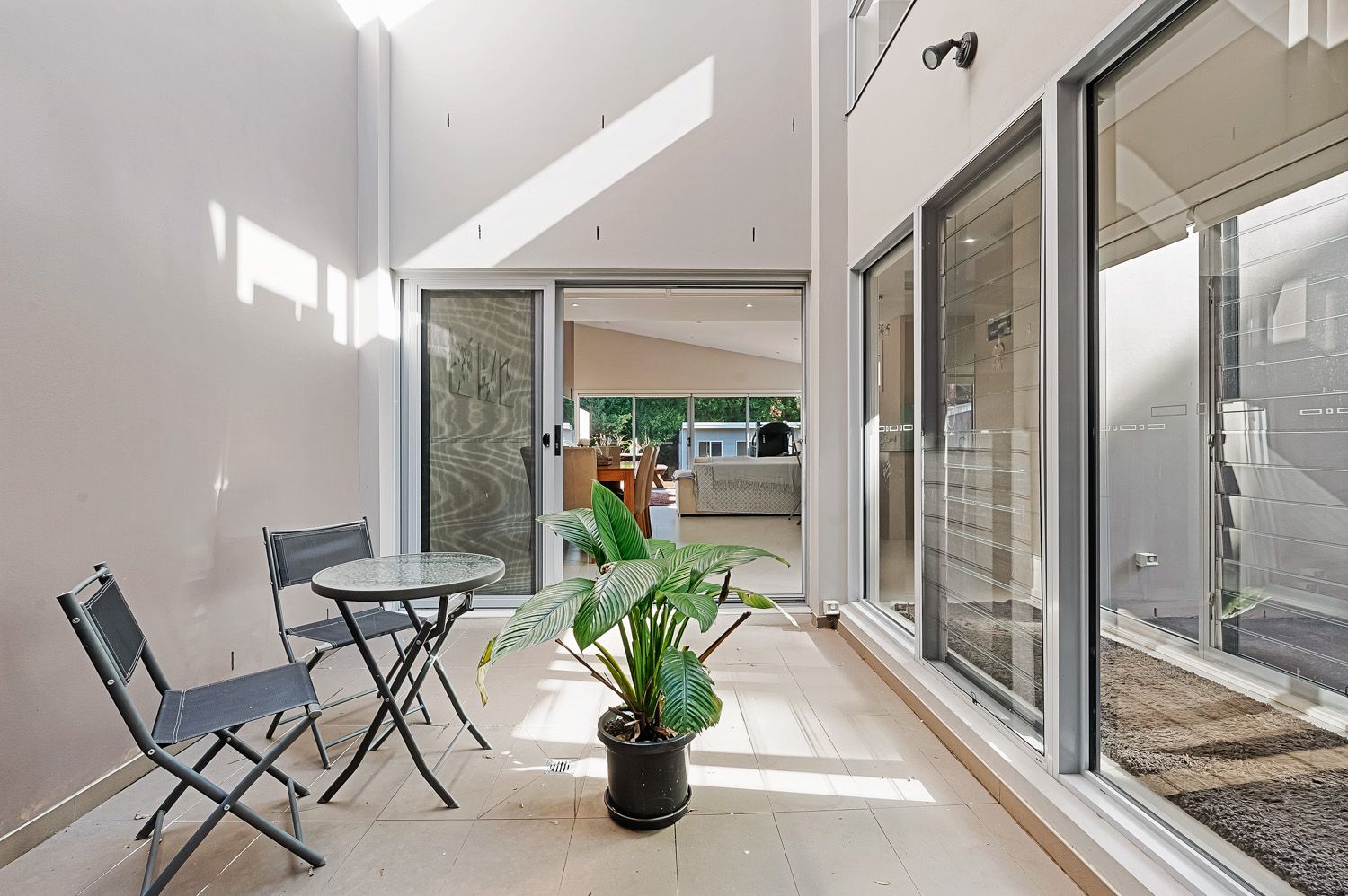 12 Stuart Avenue, Normanhurst, Normanhurst - Thumbnail 6