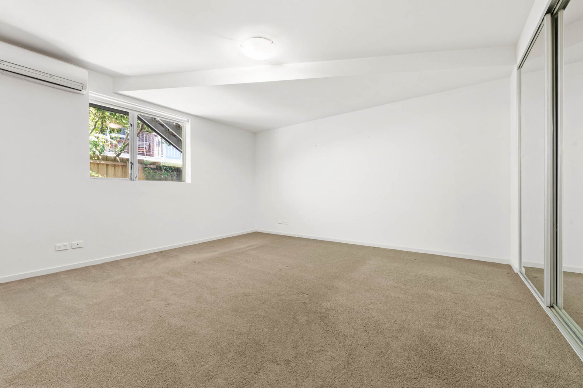 1/374 Dandenong Road, Caulfield North - Thumbnail 7
