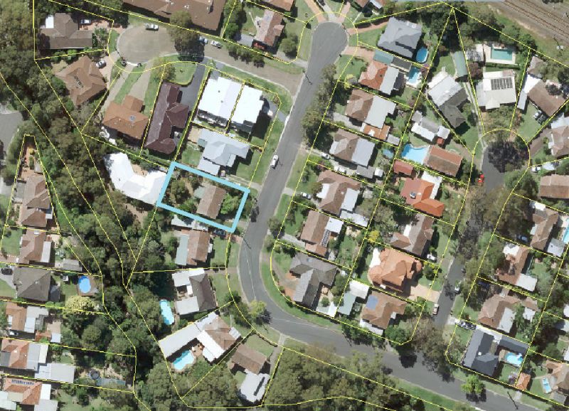 11 Binalong Avenue CARINGBAH 2229