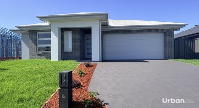 Lochinvar 14 Lilium Street
