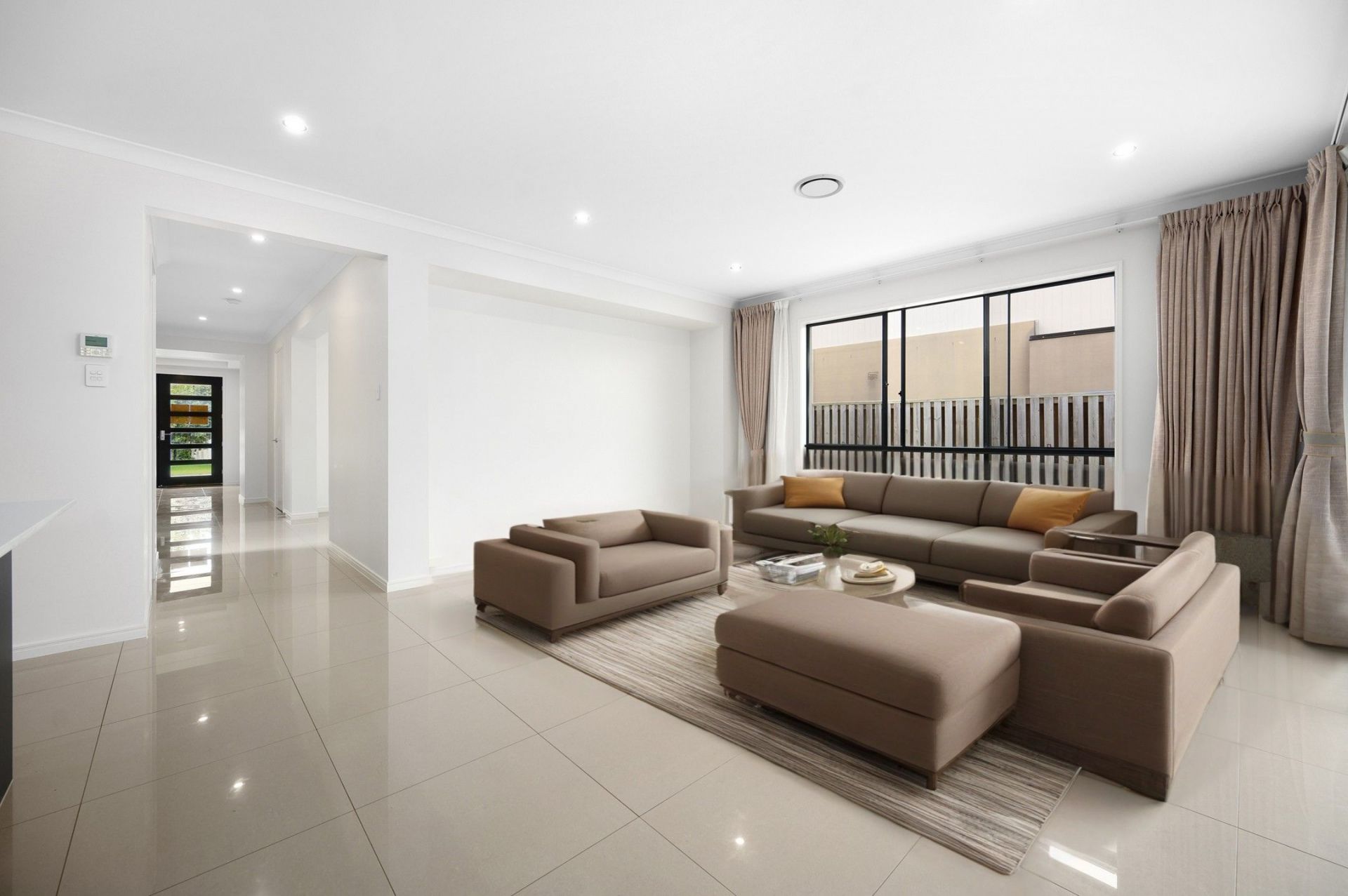 14 Amazon Circuit, Helensvale QLD 4212, Helensvale - Thumbnail 6