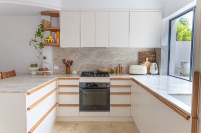 Narrabeen - 2/11-21 Waterloo Street