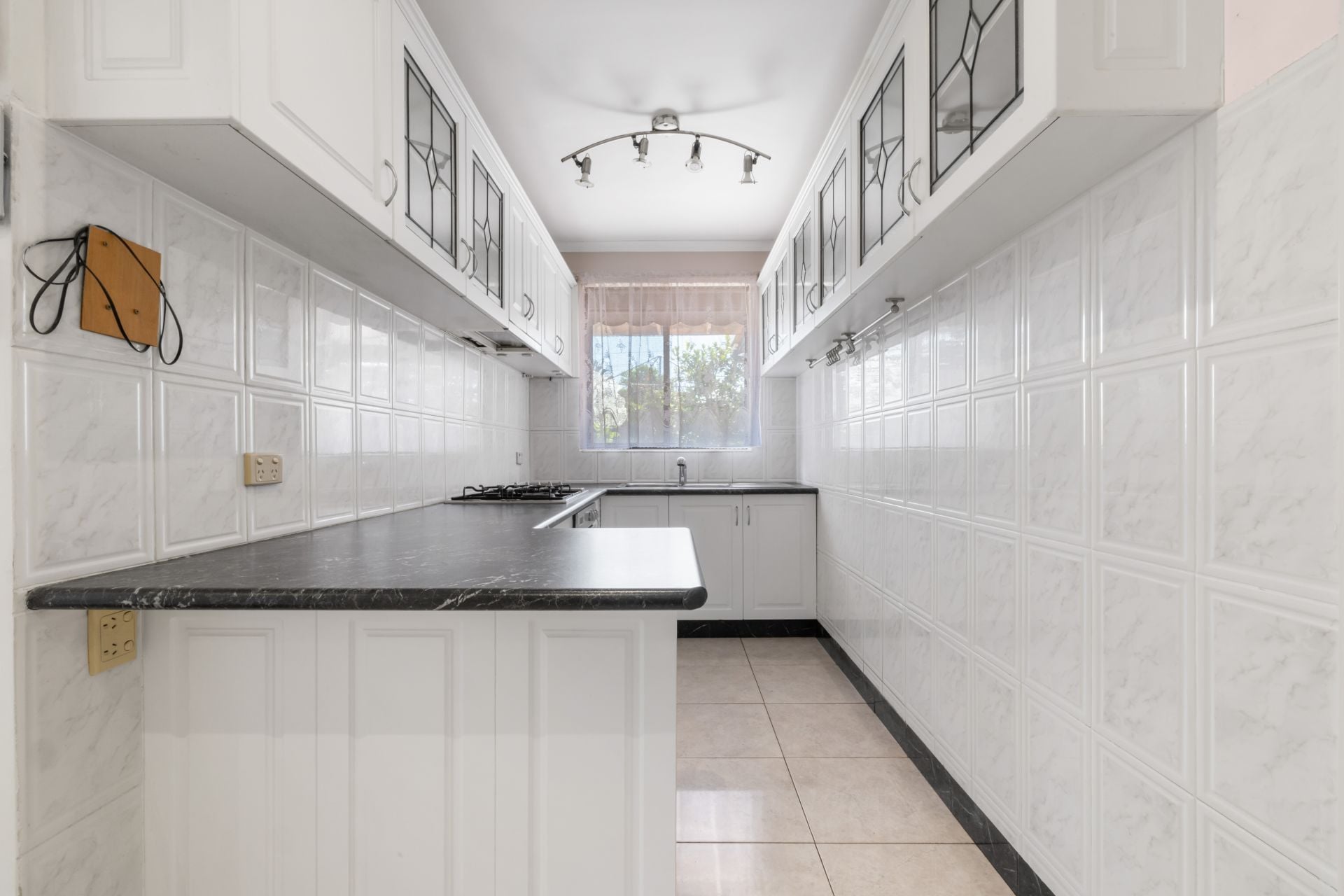 Beautifully Presented 2-Bedroom Unit | Reservoir | Bills Included