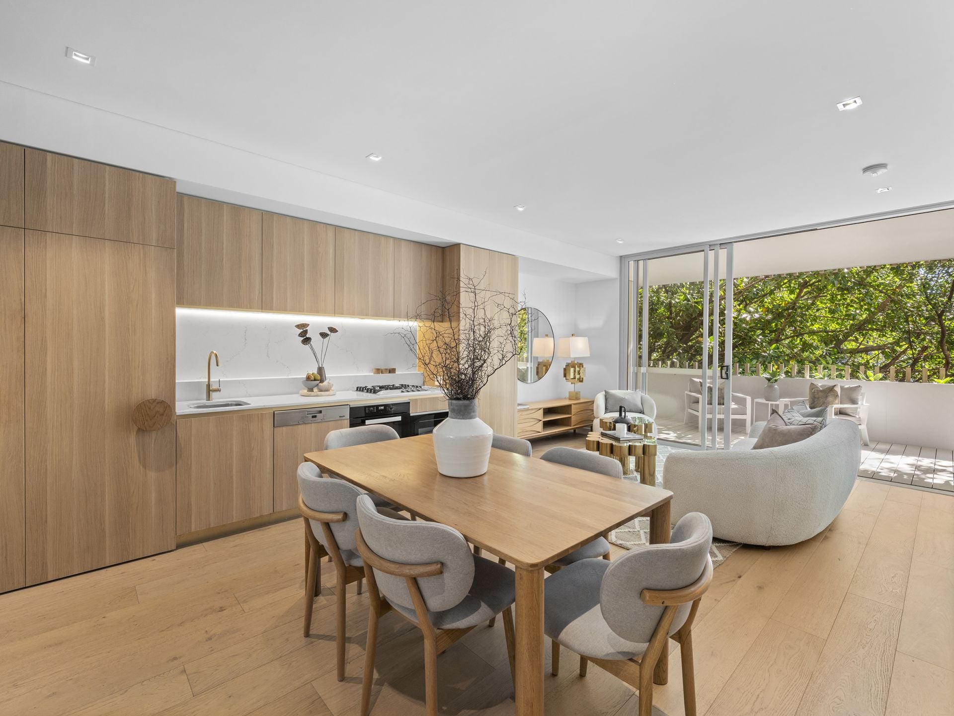 203/10-14 Cooper Street, Surry Hills - Image 1