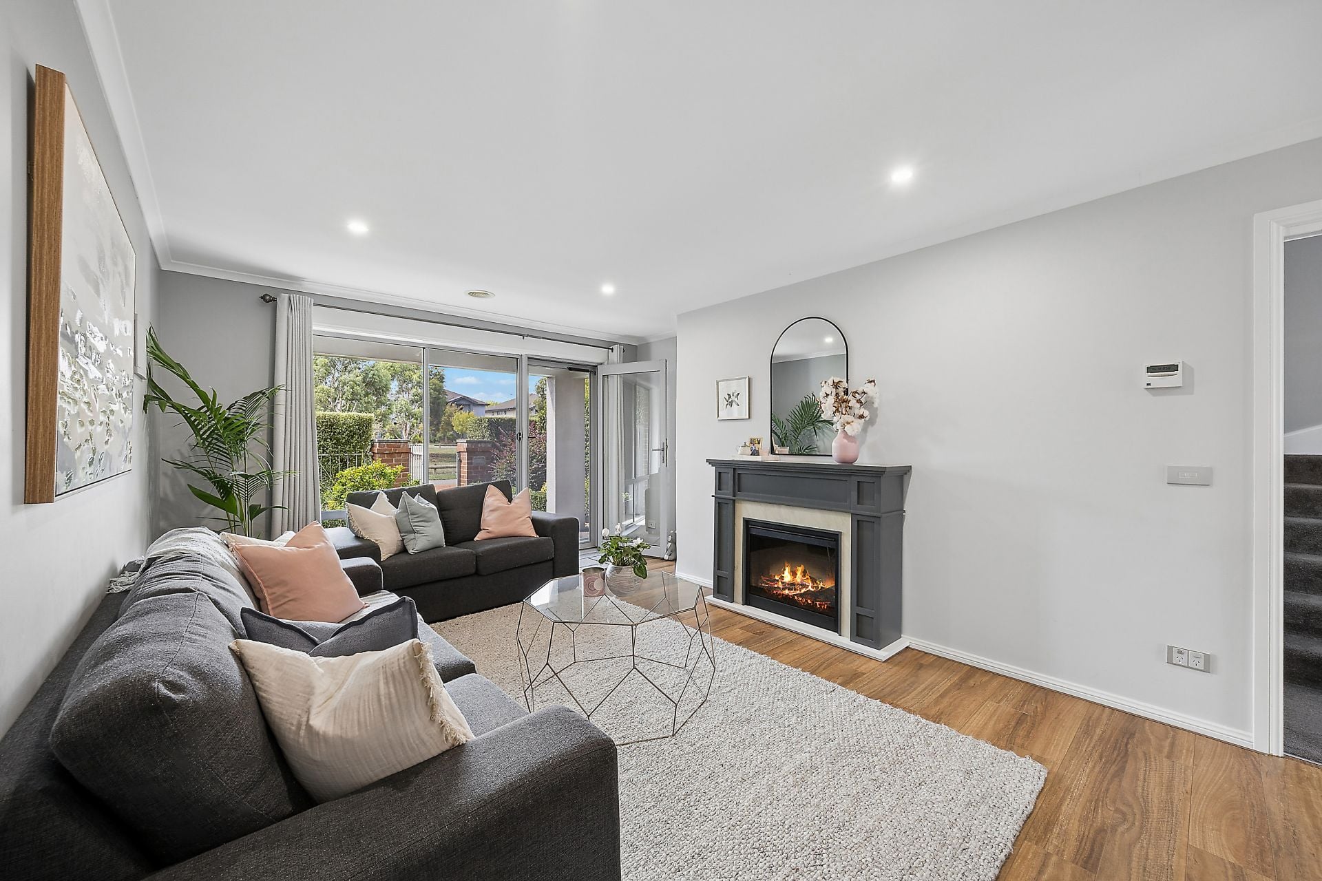 28 Redbank Street, Harrison, Harrison - Thumbnail 3