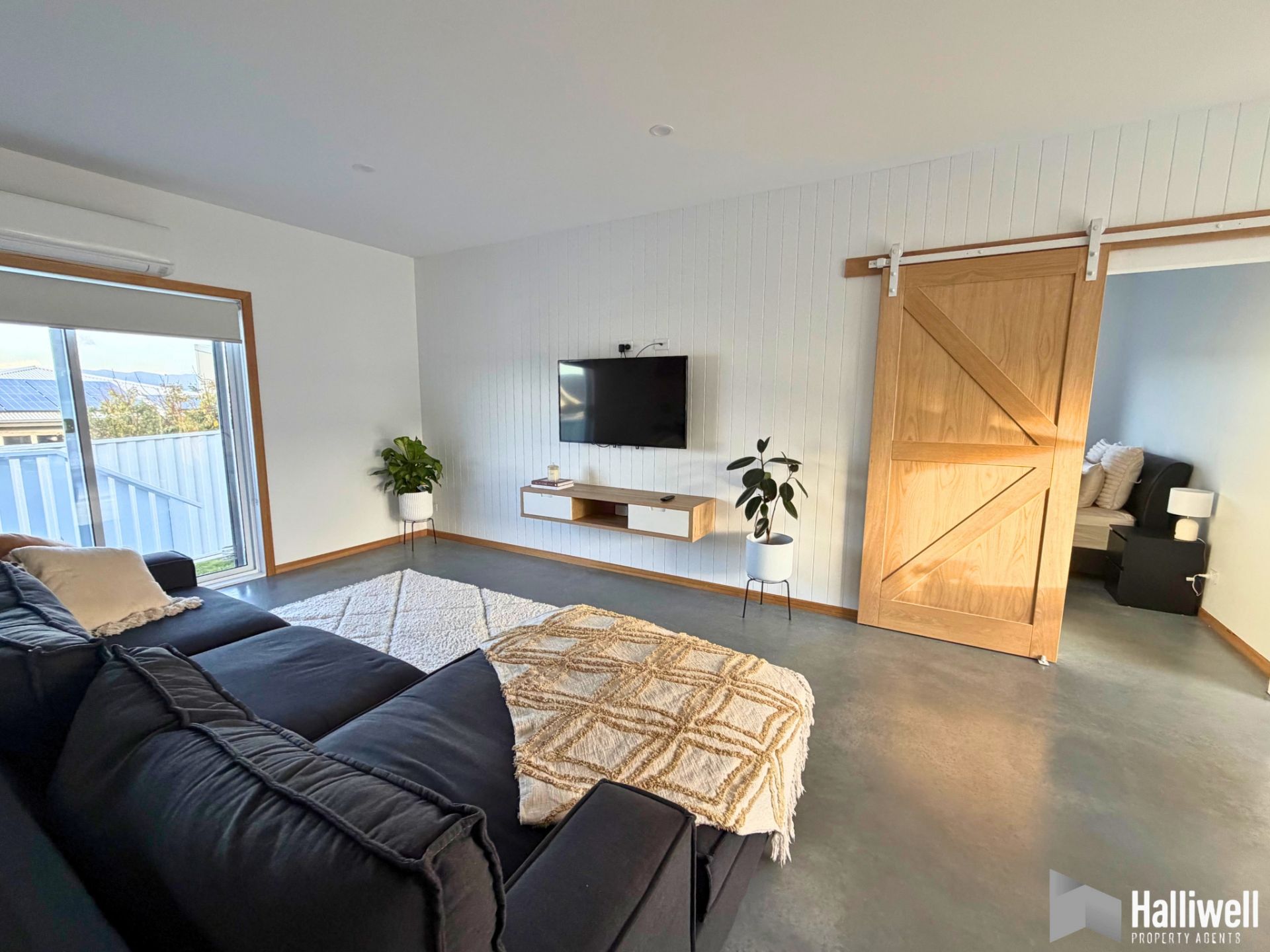 33 Chardonnay Drive, Hawley Beach, Hawley Beach - Thumbnail 4