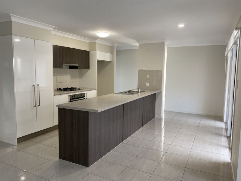 42 Azure Way, Hope Island QLD 4212, Hope Island - Thumbnail 6