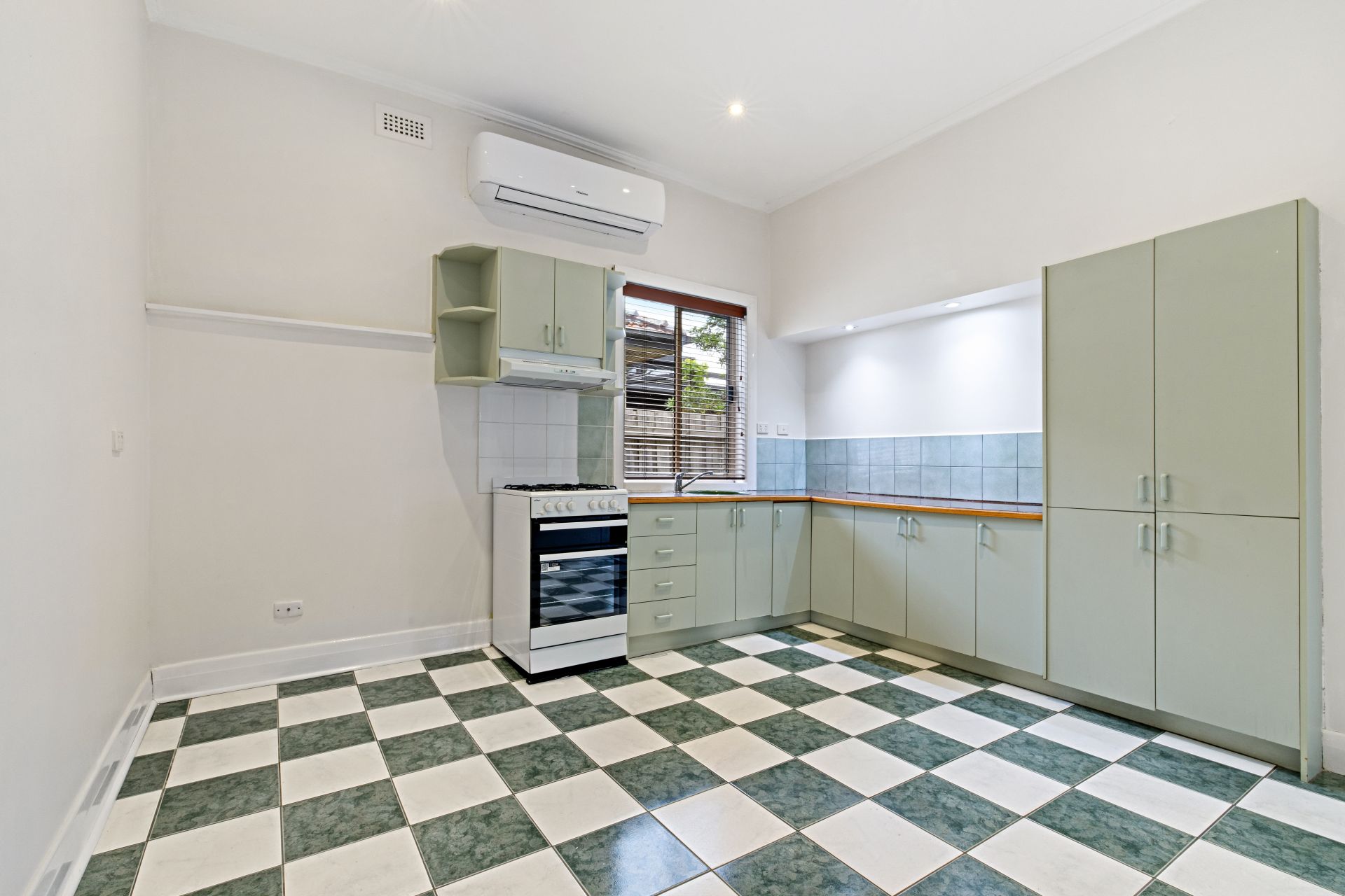 Immaculate refurbished family home close to schools.