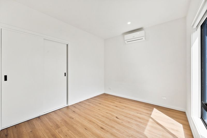 129 Maradona Boulevard, Deanside