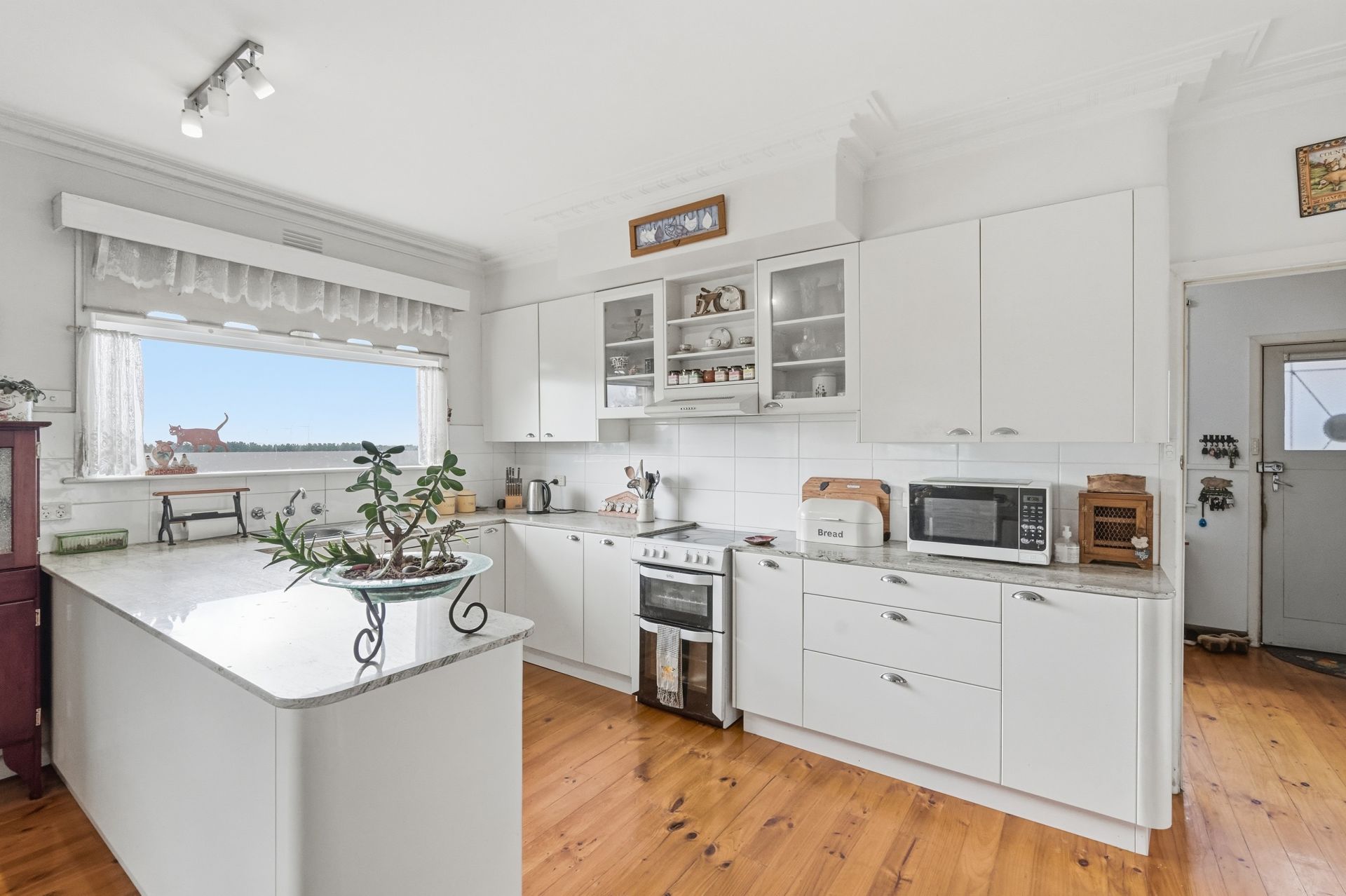 3 Brisbane Ranges Road, Mount Wallace, Mount Wallace - Thumbnail 5