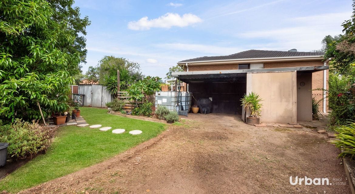 Windsor 8 Chisholm Place