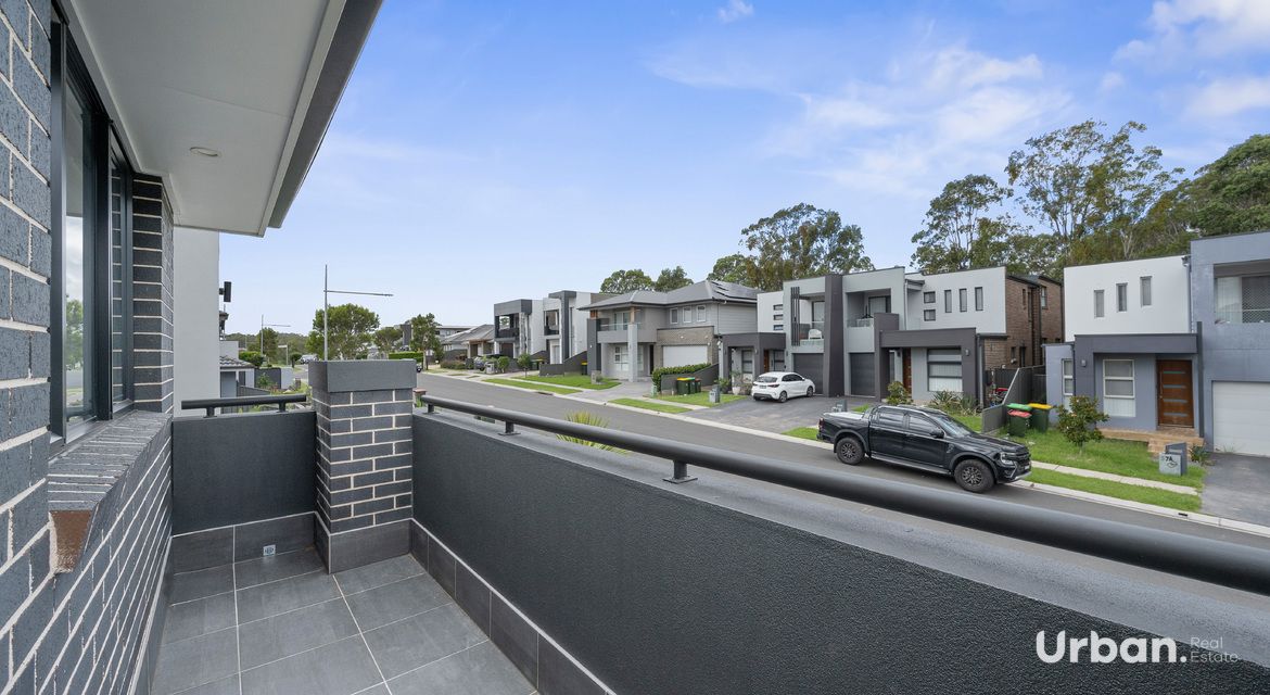 Denham Court 74 Maidenhair Avenue