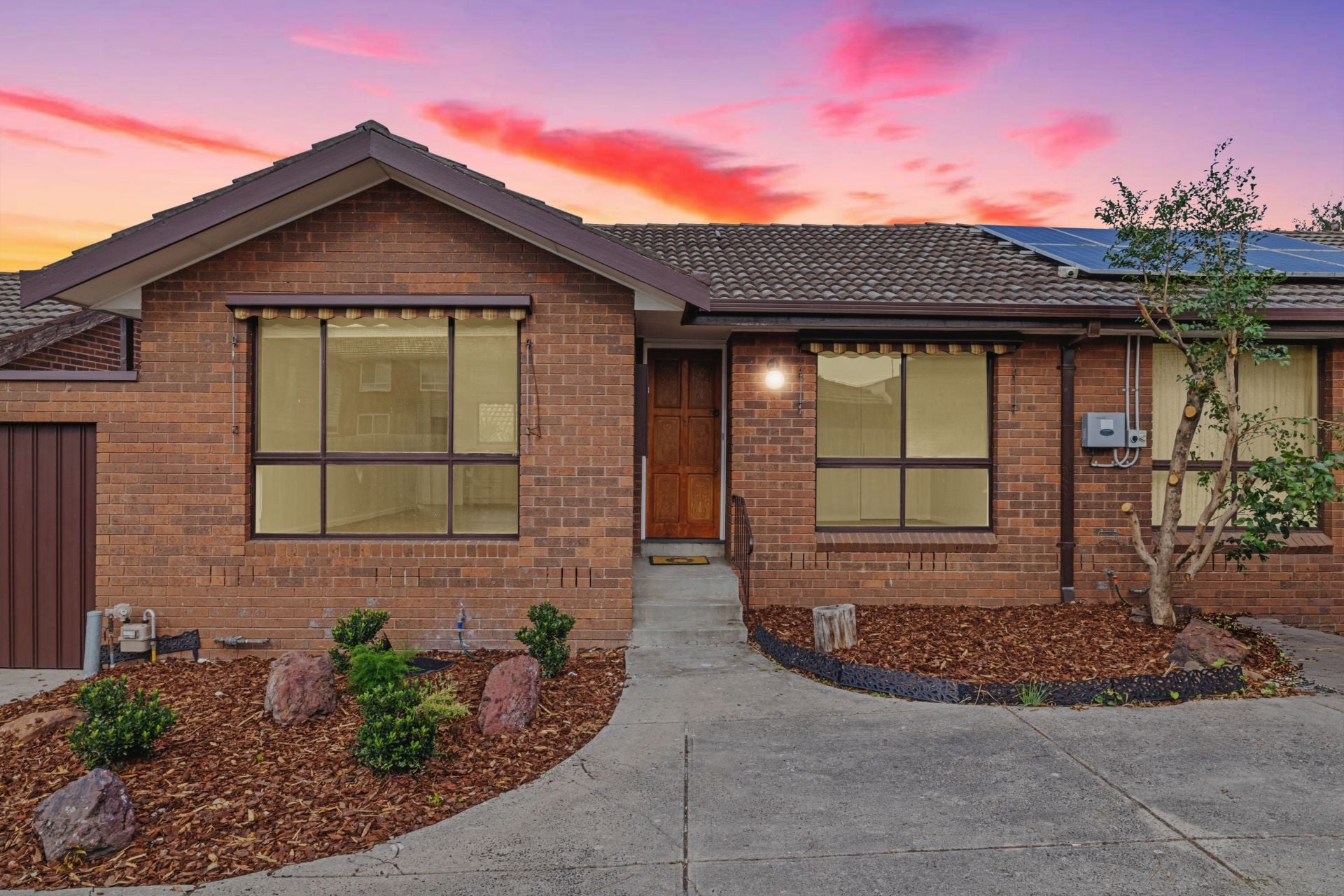 Stylish Low Maintenance Living In Prime Glenroy Pocket