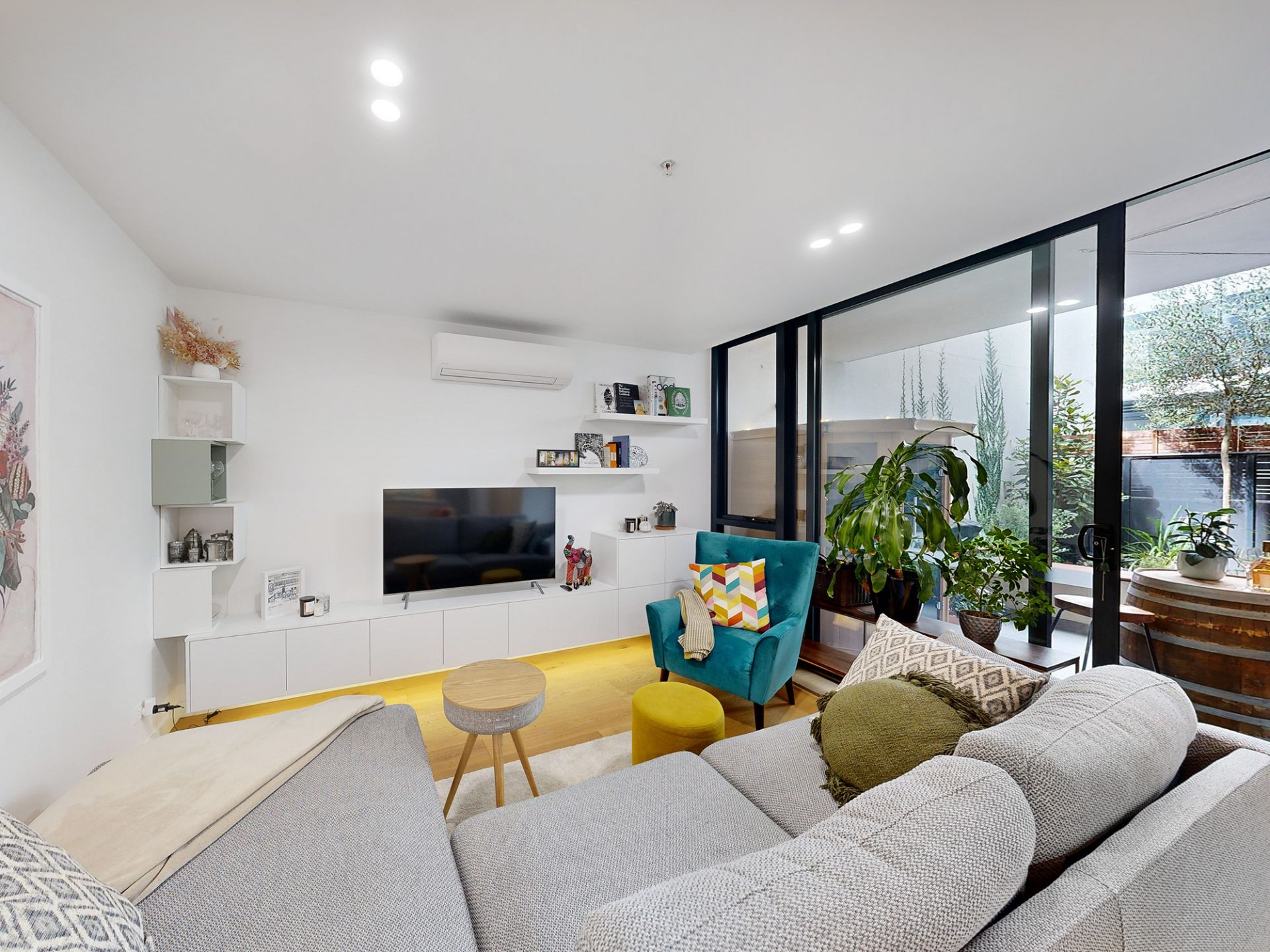 2/22 Pakington Street, St Kilda - Thumbnail 5