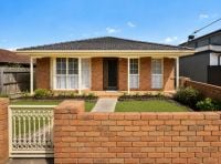 1/139 Ogilvie Street, Essendon