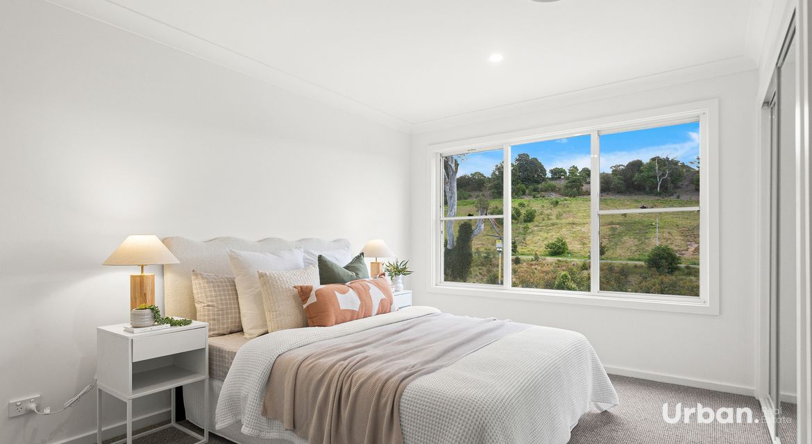 Tullimbar 31 Foxground Parade