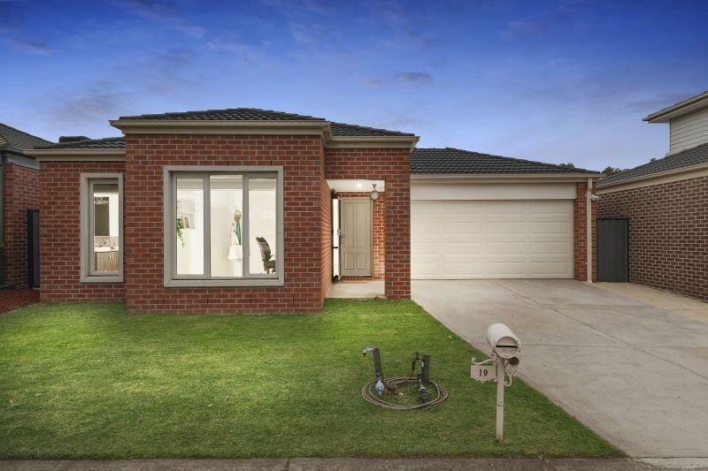 19 Yumbarra Parade, Wollert