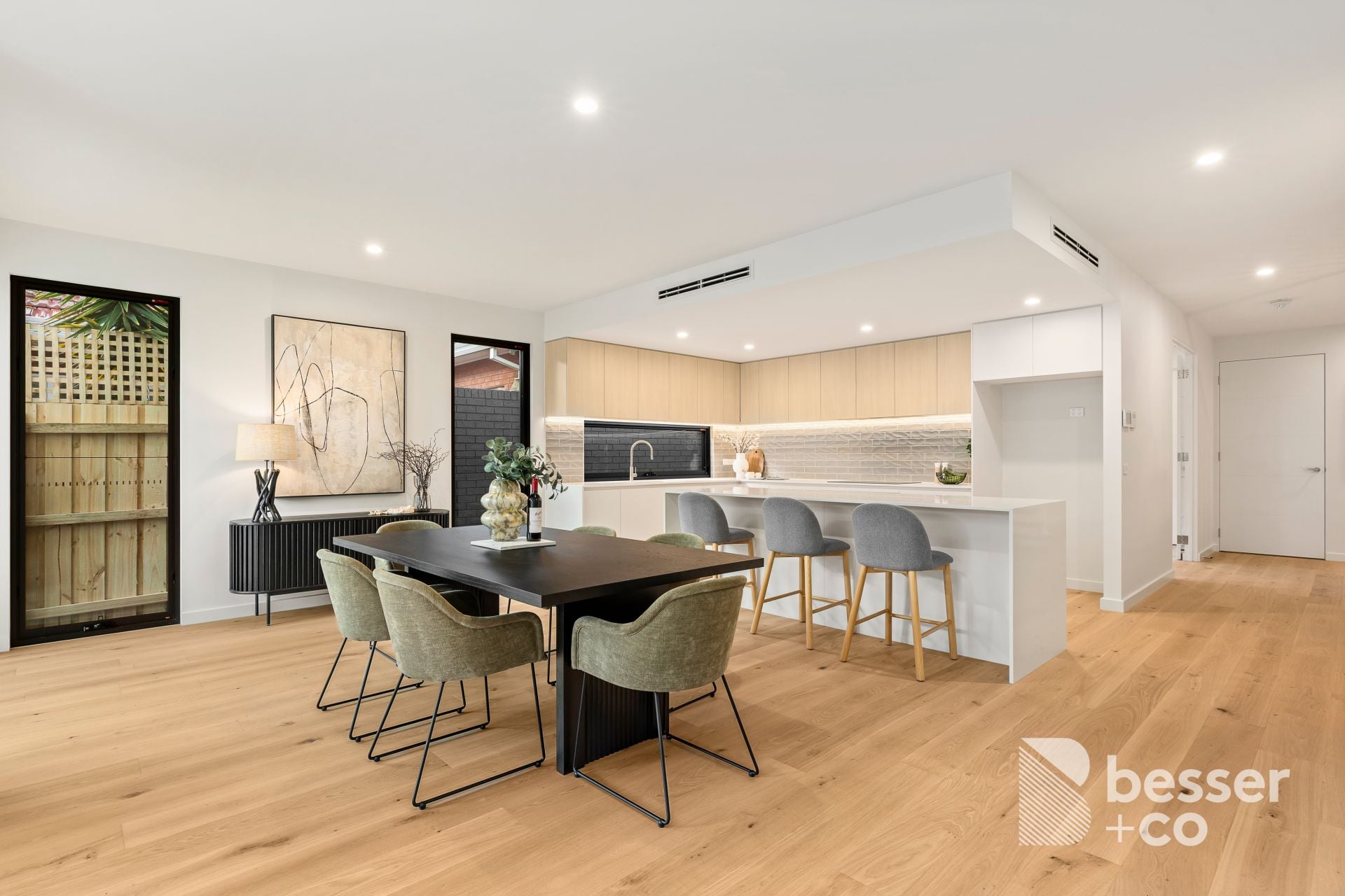 5B Spring Road, Caulfield South - Thumbnail 4