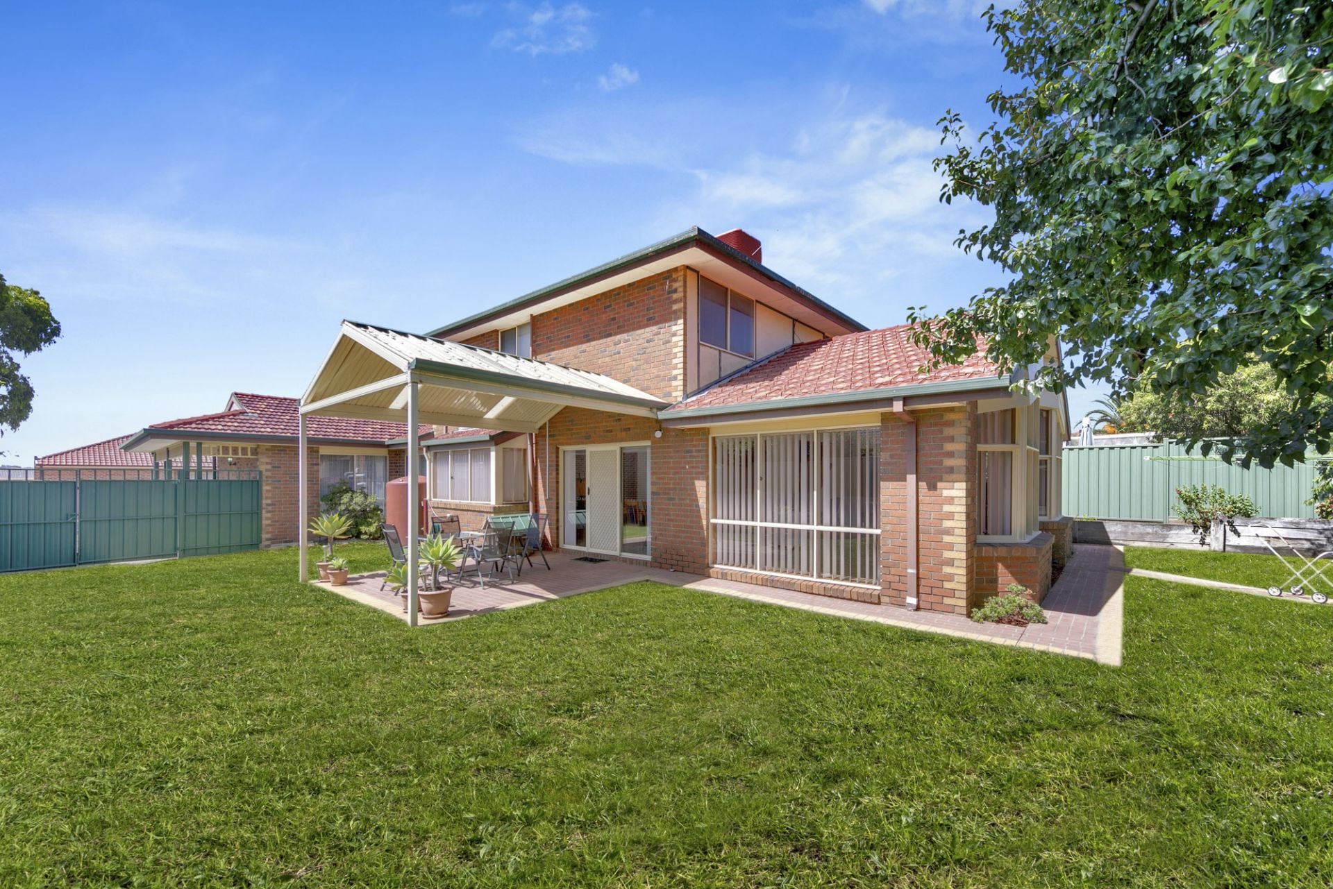 A Practical Family Friendly Option With Side-Access