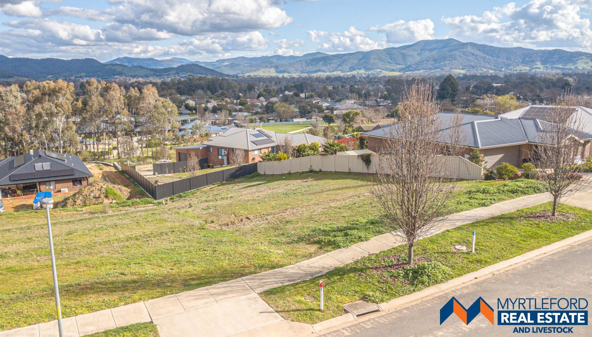 40 Rangeview Drive., MYRTLEFORD, Myrtleford - Thumbnail 3