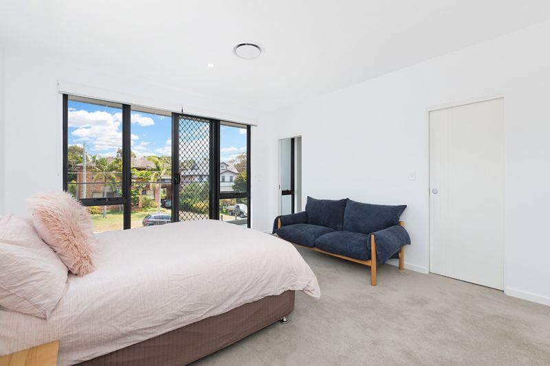 8b Arcadia Avenue, WOOLOOWARE, Woolooware - Thumbnail 7
