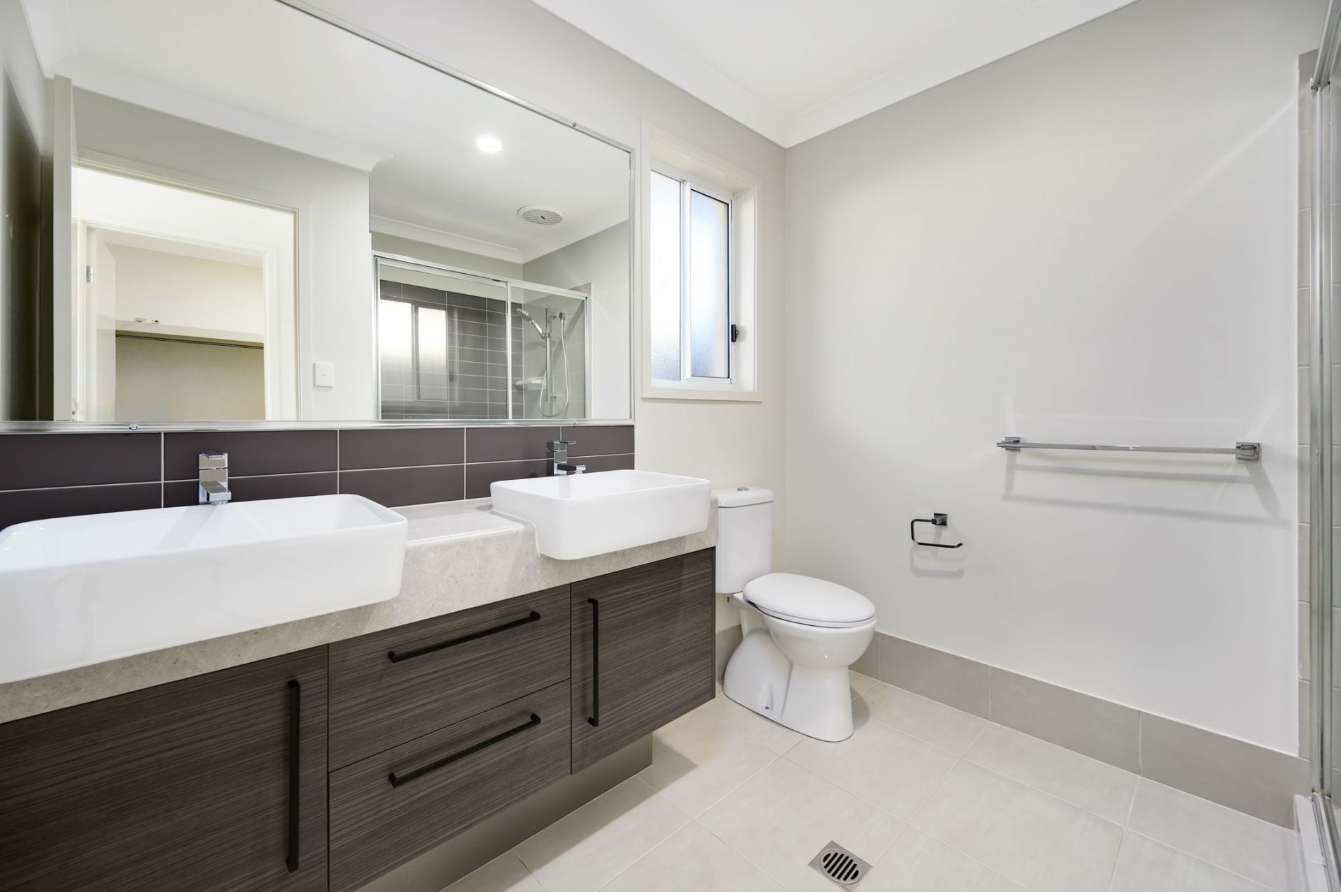 42 Azure Way, Hope Island QLD 4212, Hope Island - Thumbnail 3