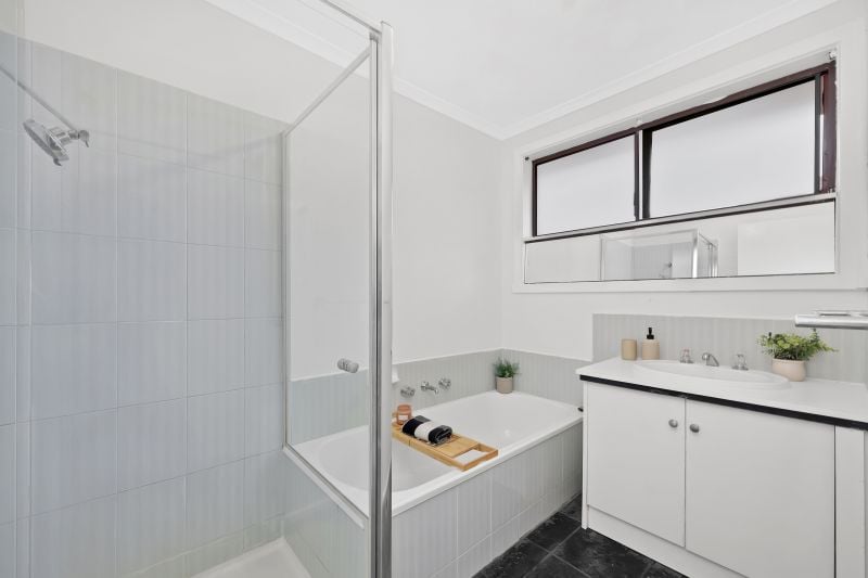 10 Hargrave Court, Mill Park