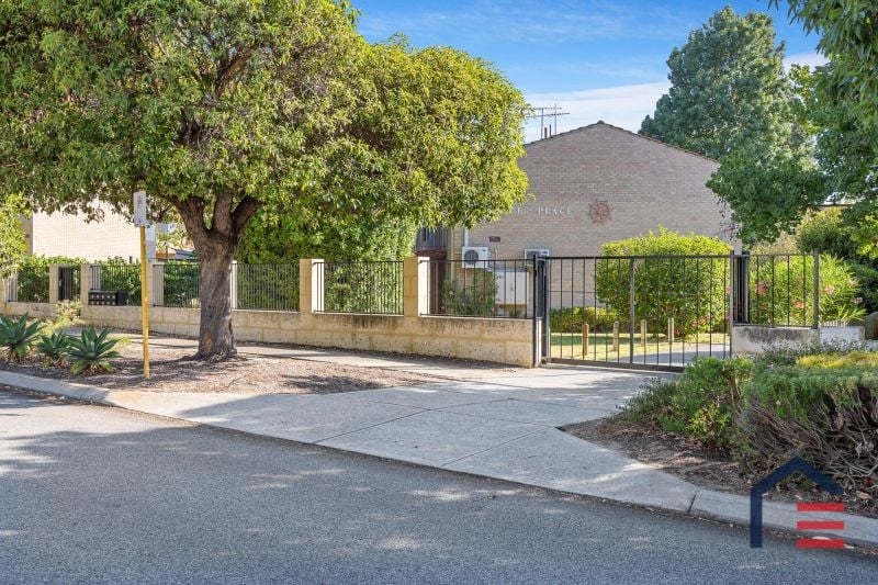9J/59 Tenth Avenue, Inglewood