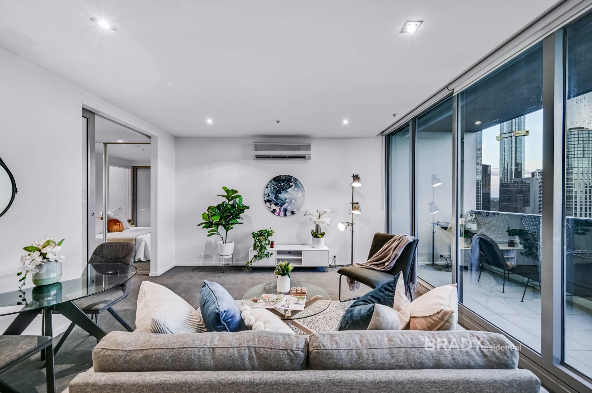 2209/8 Downie Street Melbourne VIC, Melbourne - Thumbnail 2