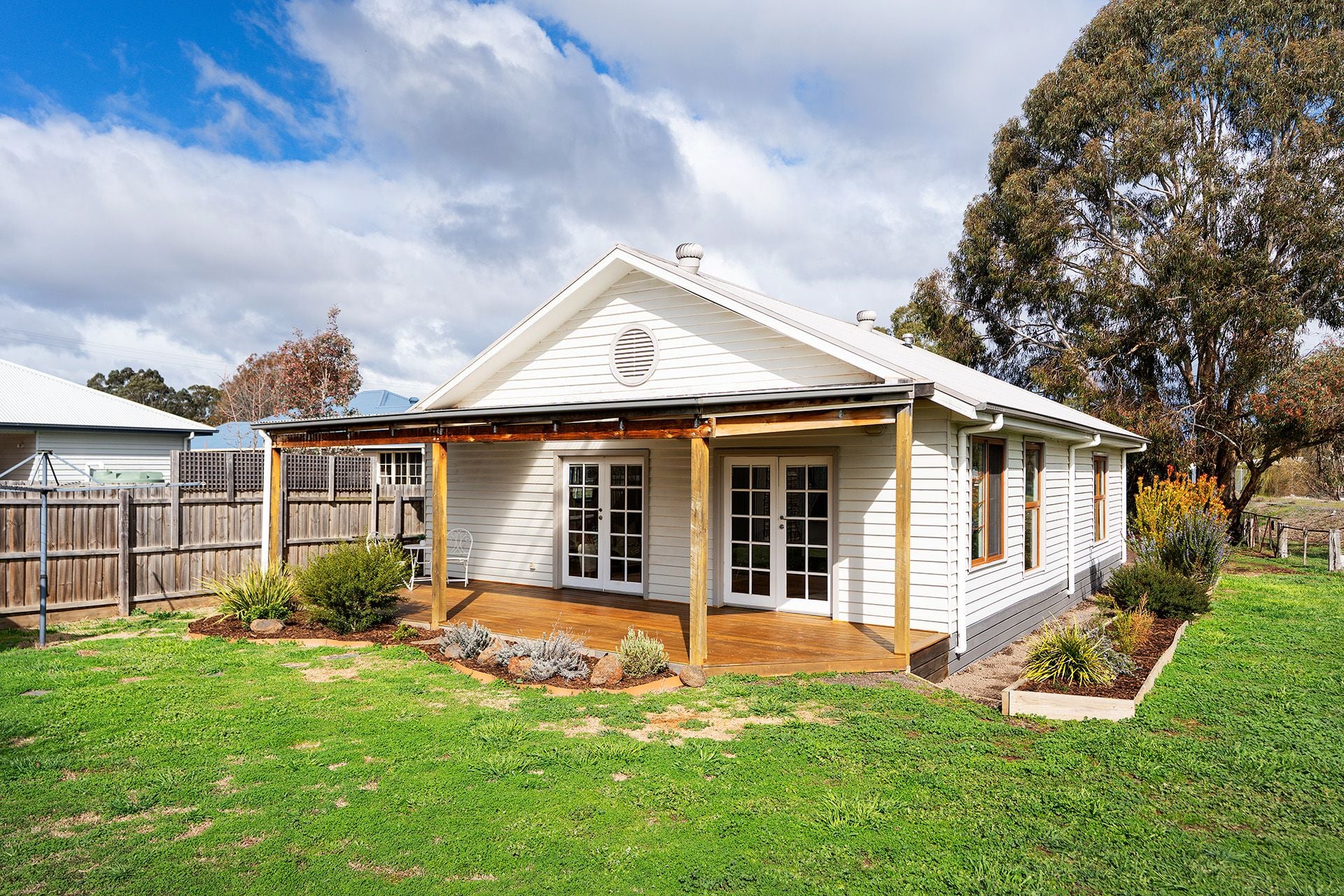 14A Chapel Street, Campbells Creek - Thumbnail 2