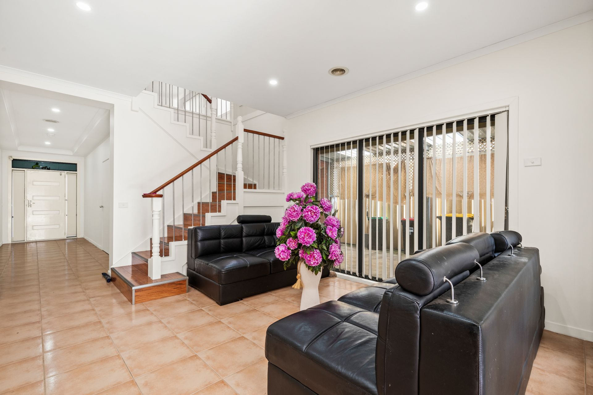 15 Kings Domain, Caroline Springs - Thumbnail 3